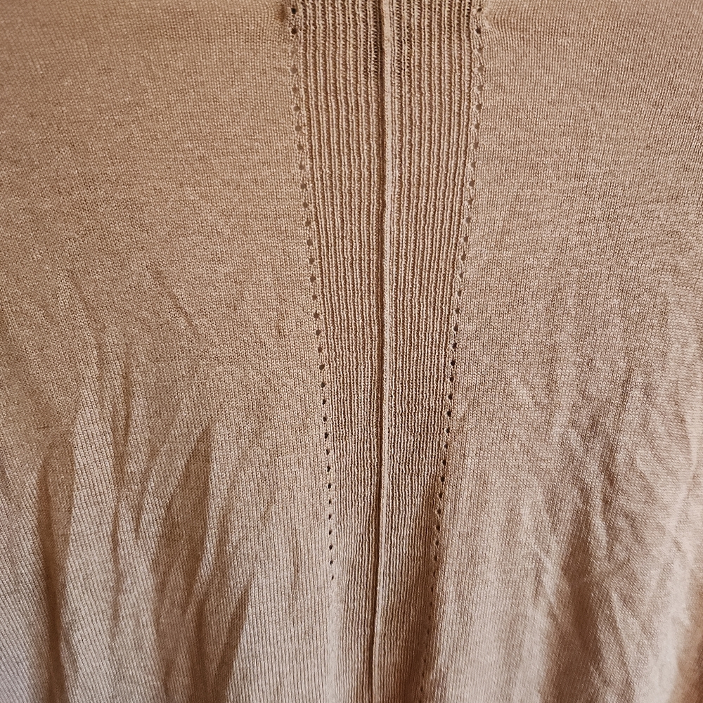 Banana Republic Lightweight V-Neck Long Sleeve Sweater Camel Tan Cashmere Silk - Picture 8 of 9